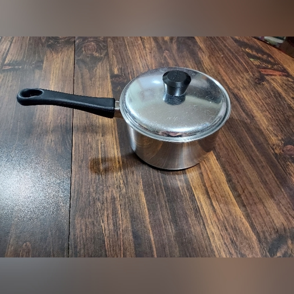 Wear Ever Stainless Steel Pot Pan 2qt Cookware Food Stove Kitchen Vtg Li…